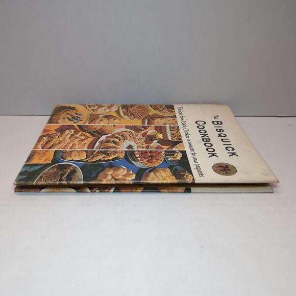 The Bisquick Cookbook 1964 First 1st Edition Betty Crocker Recipes Hardcover - Picture 5 of 10